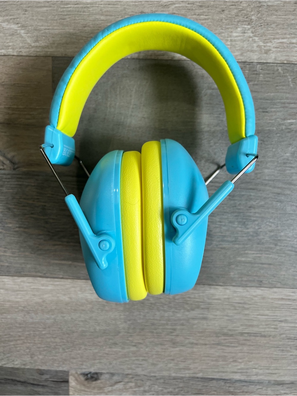 Pro case  Kids Noise Canceling Earmuffs